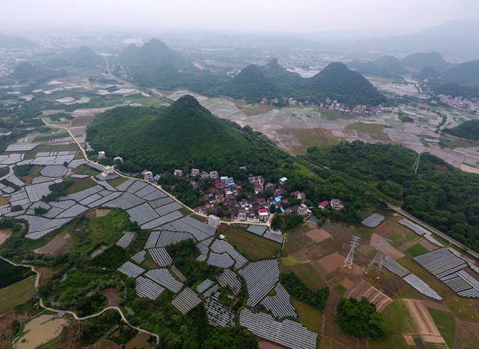 兴安县人口多少_广西兴安县天生桥图片