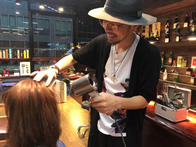 三岛智之:投身北京美发行业15年的日本美发师