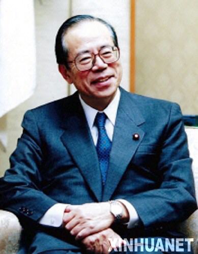 日本首相福田康夫像 新华社发