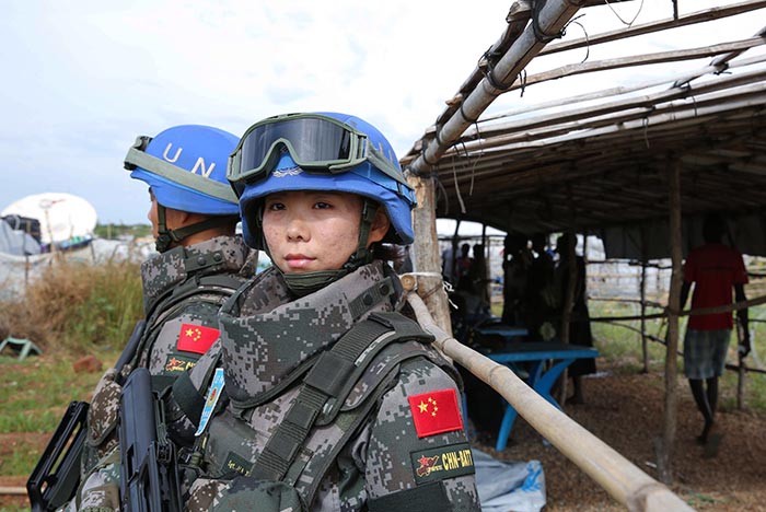 红土地的和平——记中国首支维和步兵营(组图)